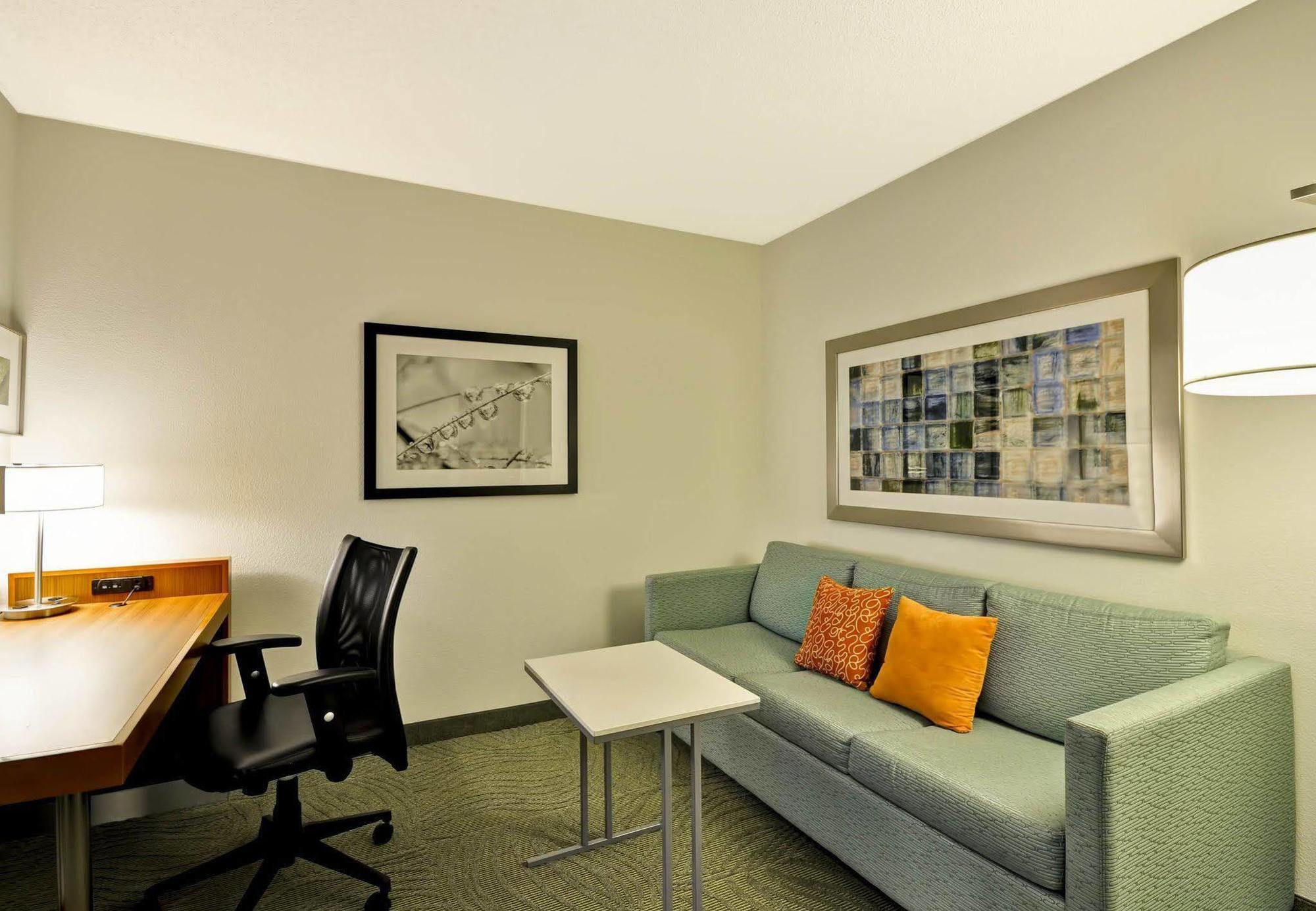 Springhill Suites Lexington Near The University Of Kentucky Buitenkant foto